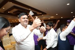 thumbs_DSC03594